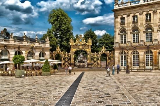 Bienvenue A Nancy Apartment Bagian luar foto